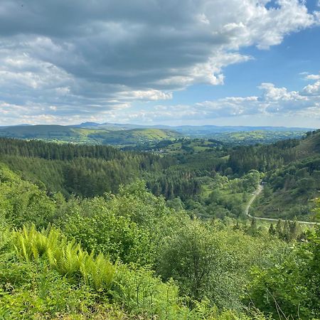 Bronfelin & Troed-Y-Rhiw Holiday Cottage 슬란티드웰즈 외부 사진