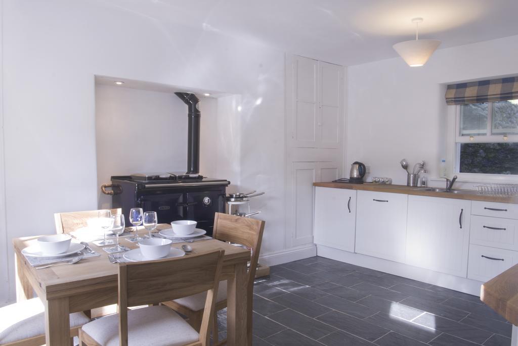 Bronfelin & Troed-Y-Rhiw Holiday Cottage 슬란티드웰즈 외부 사진